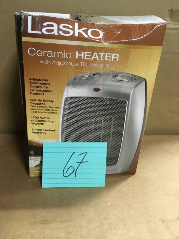 lot 67 image: Lasko 9.2 in. 1500-Watt Electric Portable Ceramic Compact Heater in good condition