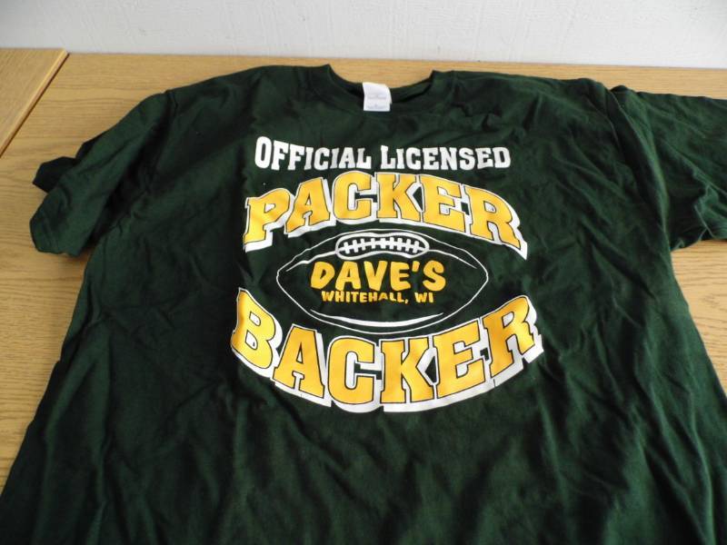 lot 87 image: Green Bay Packer T-Shirt