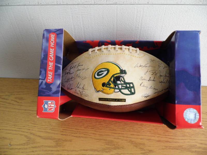 lot 88 image: Green Bay Packer Ltd Edition Football