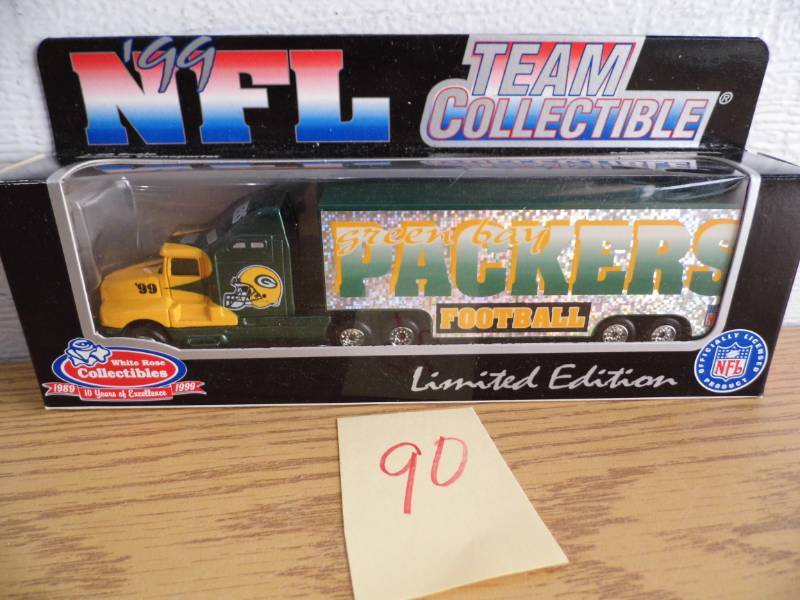 lot 90 image: Green Bay Packer  Semi