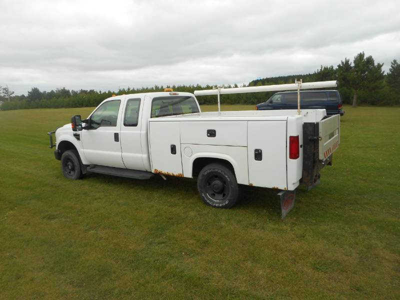 2009 Ford F350 XL Super Duty SRW 4x4