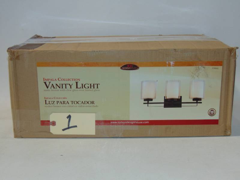 lot 1 image: Bronze Bath Light