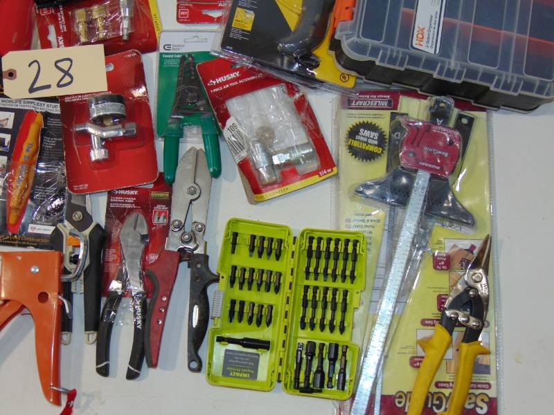 lot 28 image: miscellaneous Tools