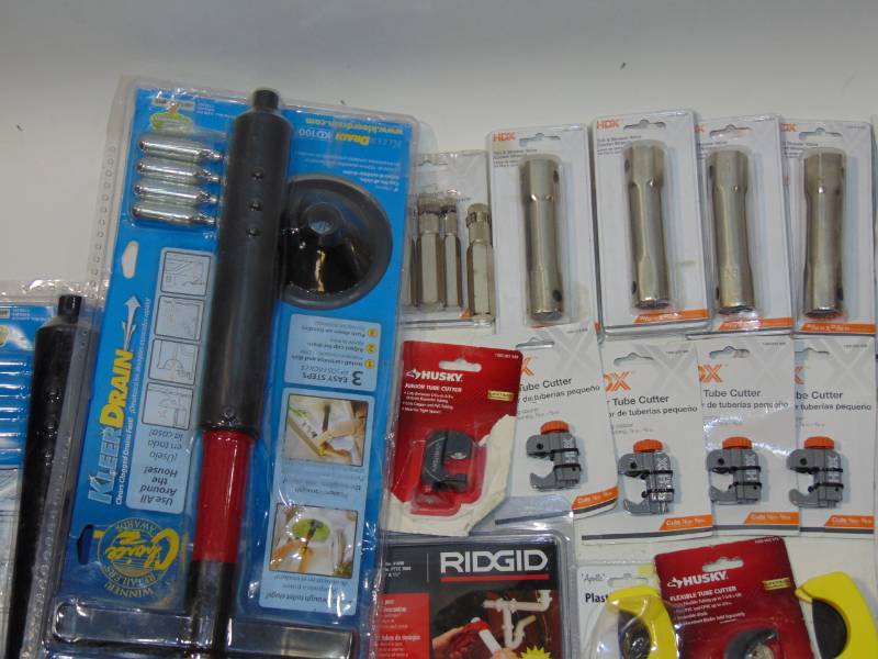 lot 36 image: Plumbing Tools