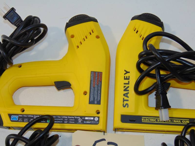 lot 57 image: 4 Stanley Electric Stapler  Brad Nailer