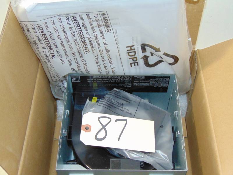 lot 87 image: Humidity Sensing Bath Fan