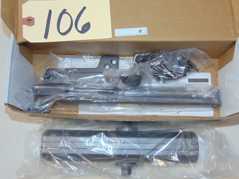 lot 106 image: Medium-Duty Commercial Door Closer in Bronze