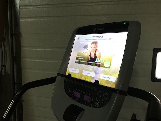 lot 3 image: Precor 883 EFX fixed arm Elliptical Cross Trainer