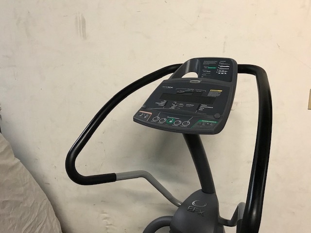 lot 8 image: Precor Elliptical EFX Cross Trainer