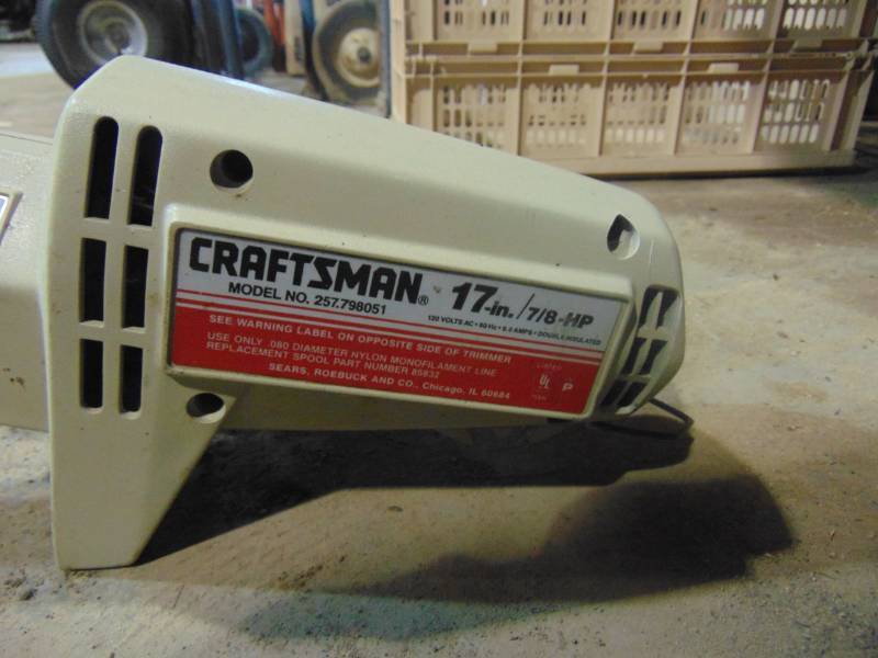 lot 89 image: Craftsman Electric String Trimmer