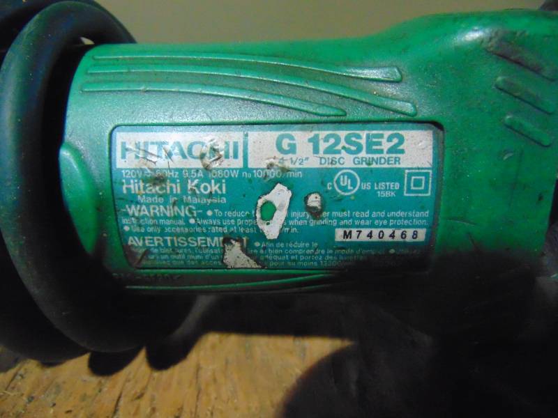 lot 135 image: Hitachi 4-12 Grinder