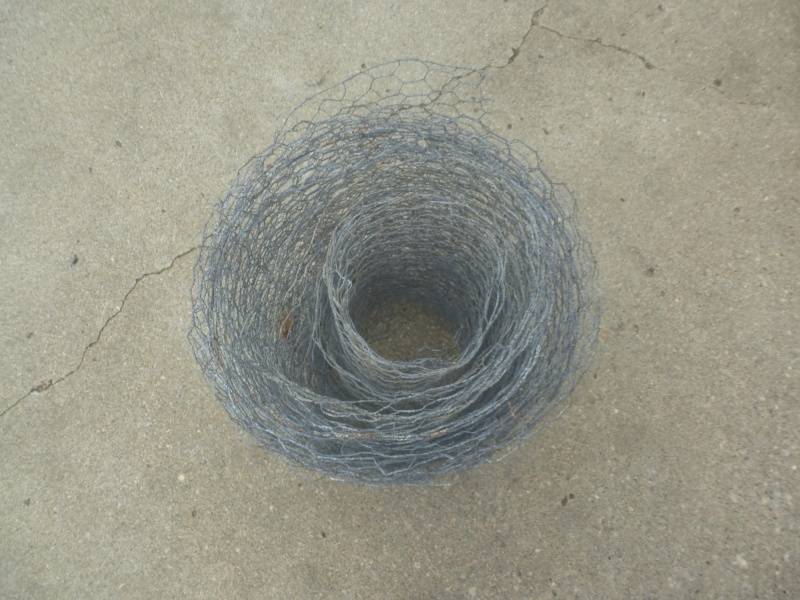 lot 31 image: Chicken Wire