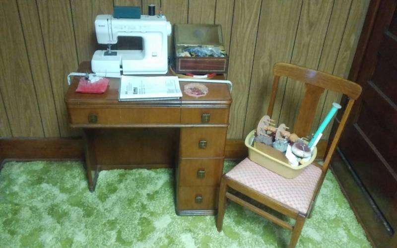 lot 11 image: Sears Kenmore Sewing Machine 385-12216 With Lots Of Notions, Pin Cushions, Misc