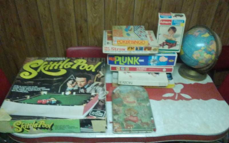 lot 23 image: Lot Of Vintage Board Games & Crams Imperial Globe