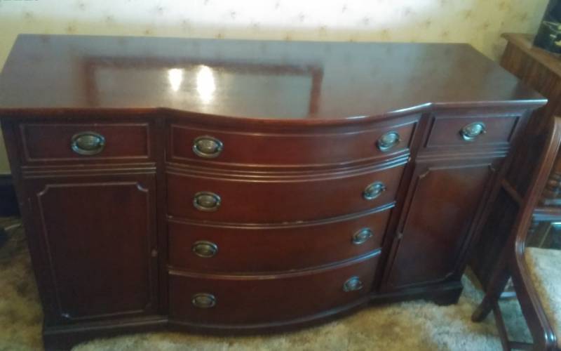 lot 34 image: Side Board Buffet (6-Drawers, 2-Doors) 60x21x36