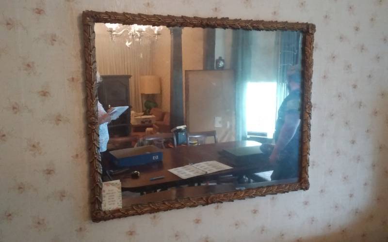 lot 35 image: Vintage Ornate Frame Mirror 36x28