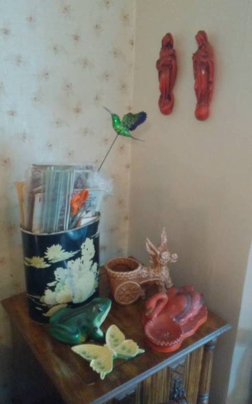 lot 40 image: Vintage Planters, Religious Wall Decor, Tin Waste Basket With Office Related