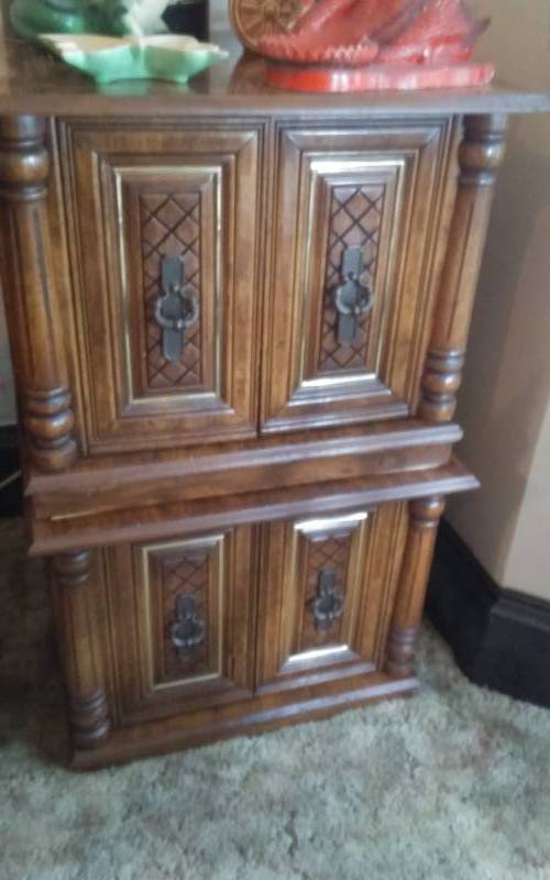 lot 41 image: Pair Of Storage End Tables 22x22x19