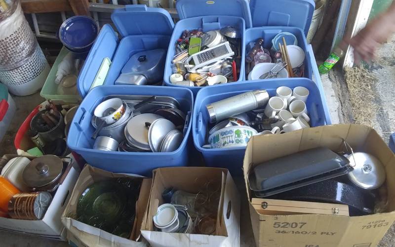 lot 83 image: Large Lot Of All Kitchen Related Pots, Pans, Cutlery, Ice Bucket, Roaster, Tupperware, More