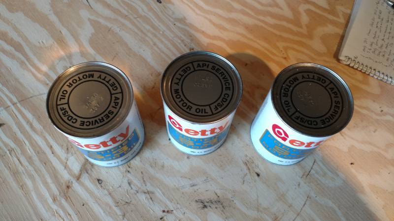 lot 11 image: Getty Fortified S3 motor oil quart can full
