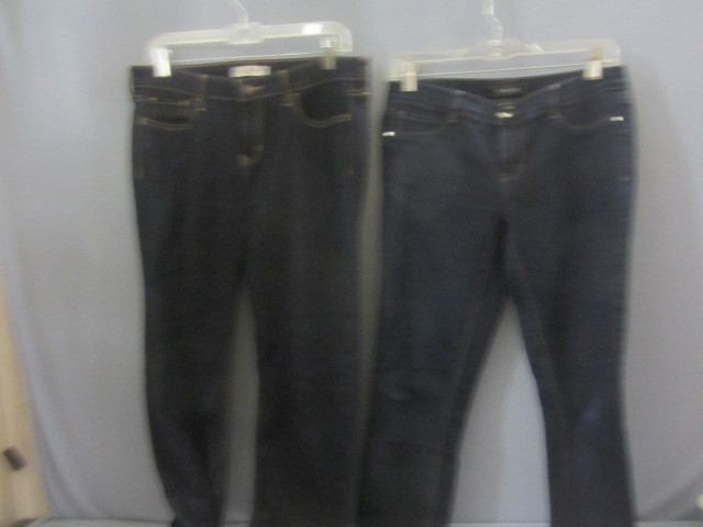 lot 113 image: Hollister, White House Jeans