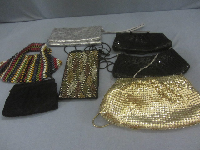 lot 120 image: Small Handbags