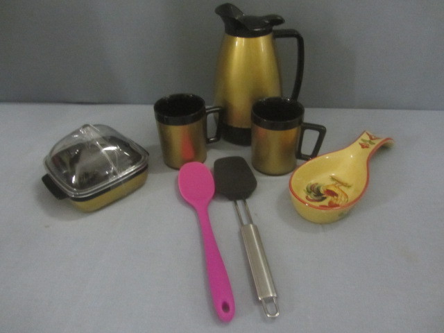 lot 99 image: Thermo-Serve, Spoon Rest