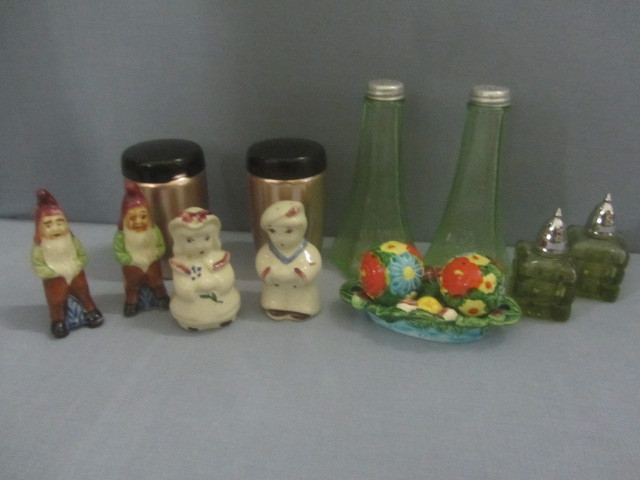 lot 61 image: Salt & Pepper