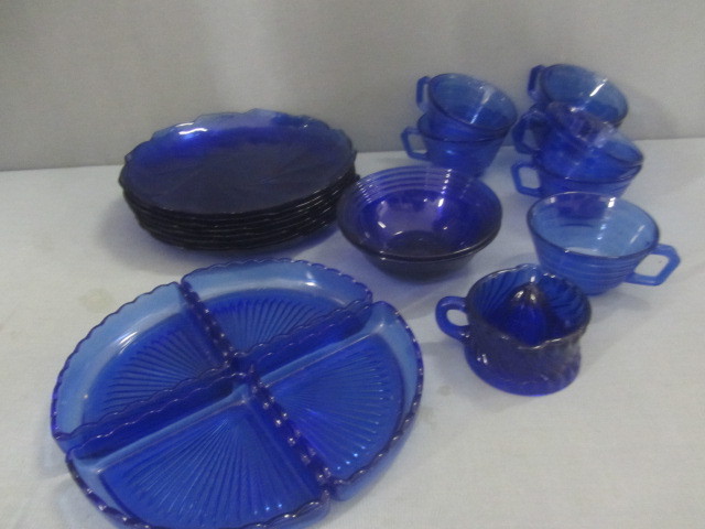 lot 15 image: Blue Glass