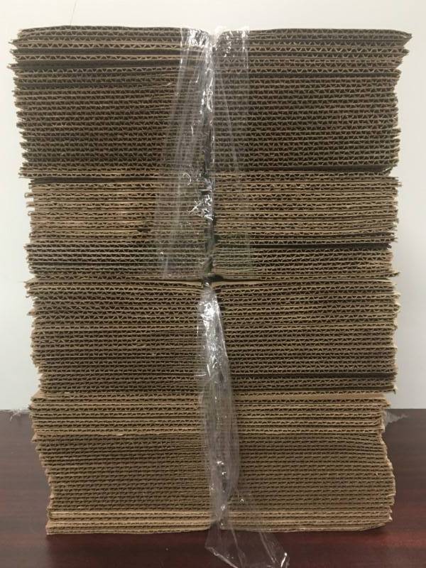 lot 103 image: Small Shipping Boxes