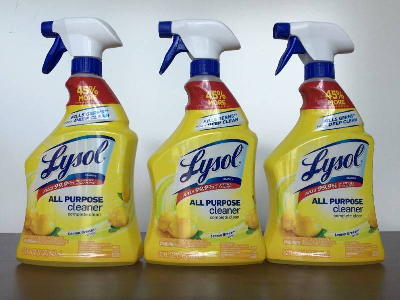 lot 121 image: Lysol Cleaner