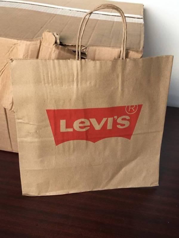 lot 132 image: Paper Bags with Handles
