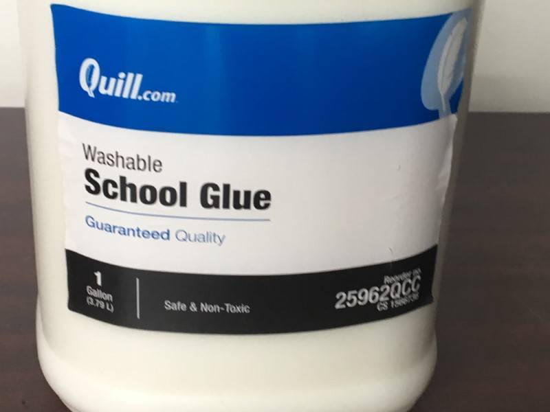 lot 141 image: Washable Glue