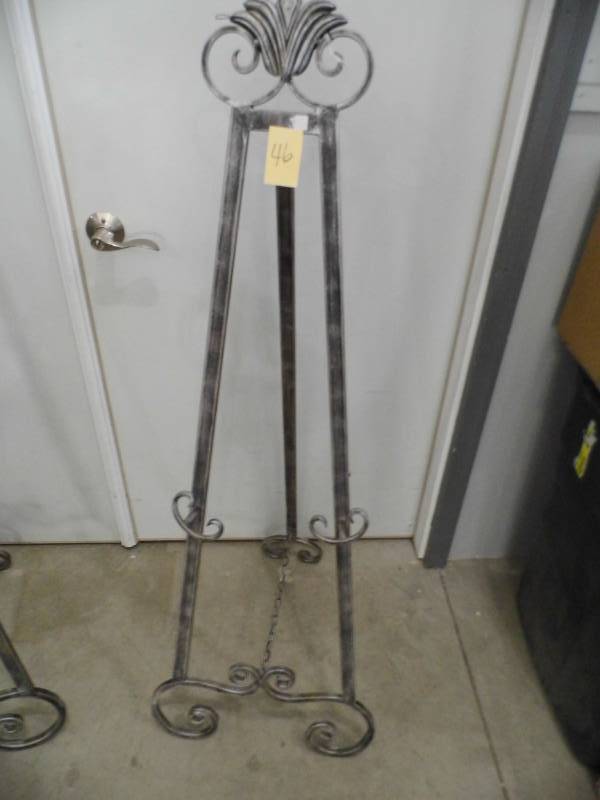 Standing Photo Easel