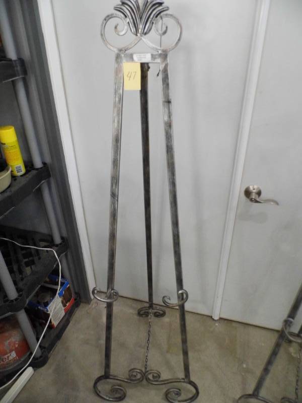 Standing Photo Easel