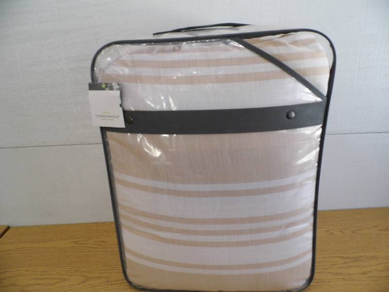 New Threshold Comforter Set