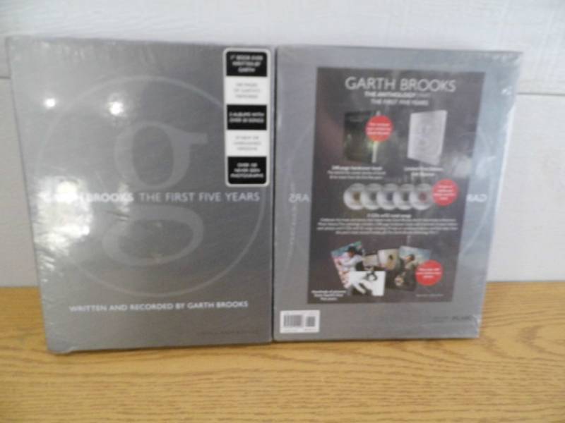 Lot of 2 Garth Brooks Anthology
