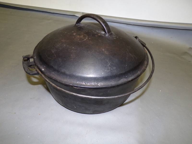 lot 57 image: Cast Iron Pot with Lid