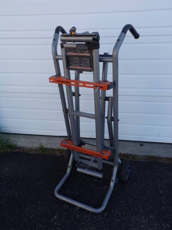lot 29 image: Ridged Miter Saw Table