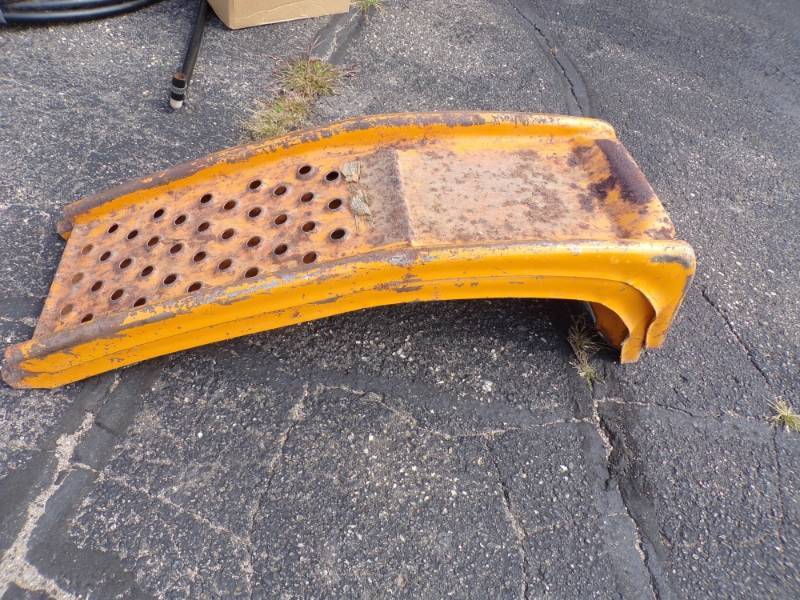 lot 66 image: Pair of Car Ramps