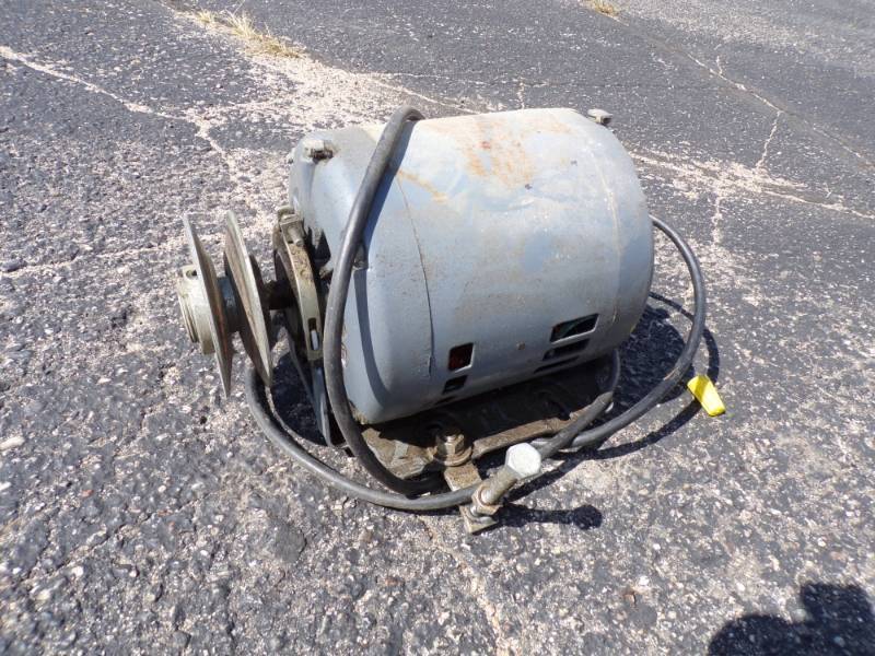 lot 72 image: Electric Motor