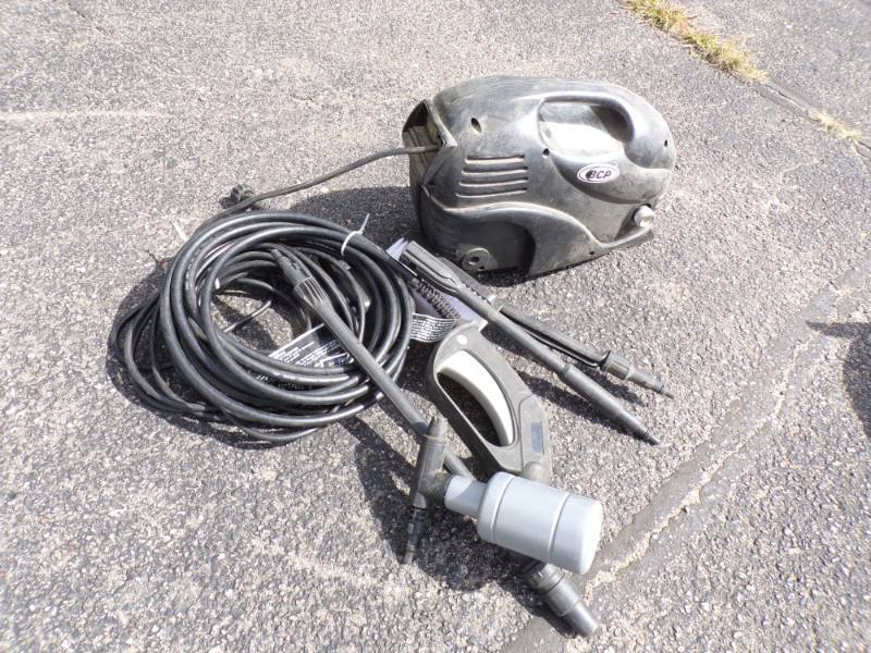 lot 82 image: Pressure Washer