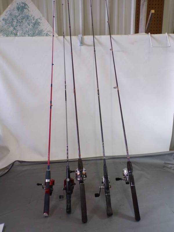 lot 97 image: 5 Rods and 5 Fishing reels