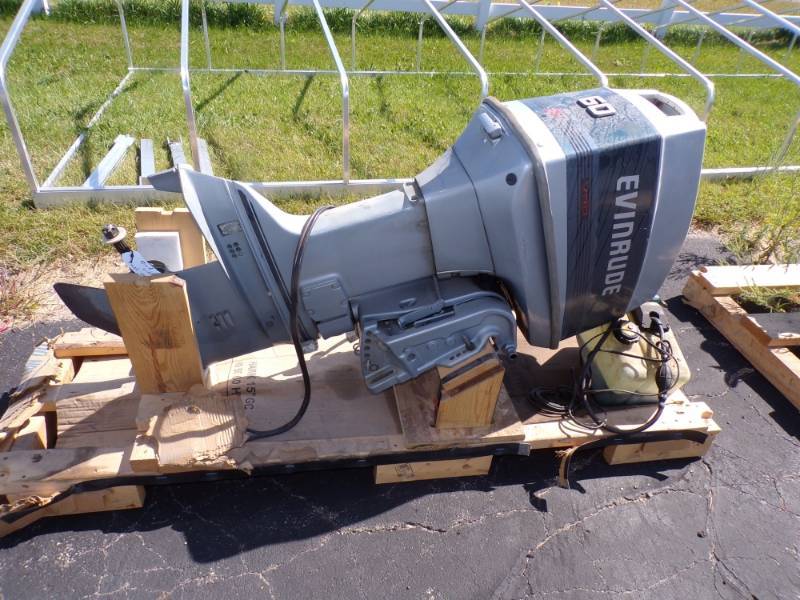 lot 153 image: 60 HP Evinrude Outboard Motor