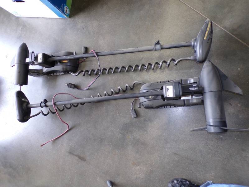 lot 164 image: Pair of Minn Kota Trolling Motors for Parts