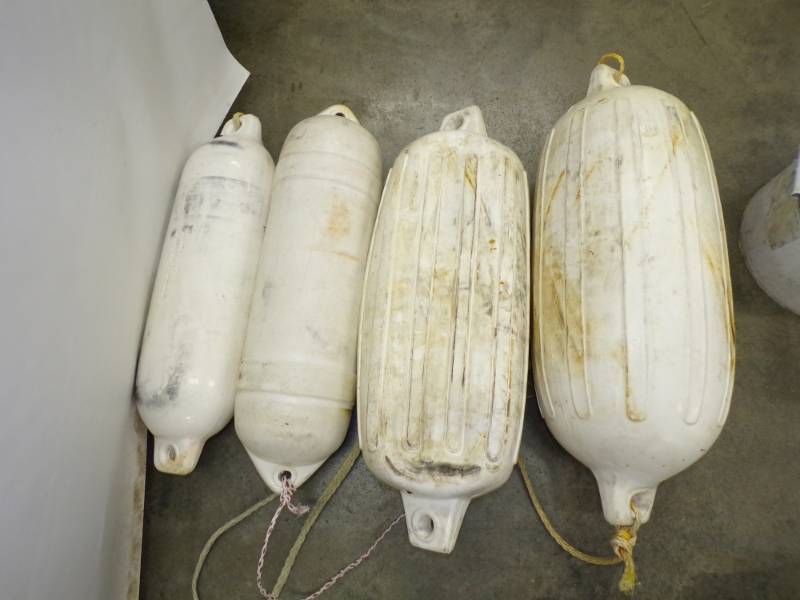 lot 183 image: 4 Large Boat Bumpers