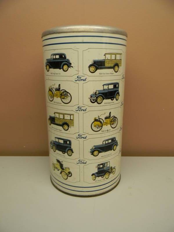 lot 6 image: VINTAGE RARE - FORD MOTOR COMPANY STANDING CAN ASHTRAY - APPROX 20 BY 11 - SEE PICTURES