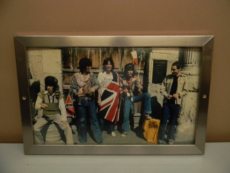 lot 28 image: The Rolling Stones 1975 Photo Shoot At The Alamo In San Antonio, Texas PHOTO ON POSTER-BOARD  FRAMED - NICE - APPROX 14 BY 22 - SEE PICTURES