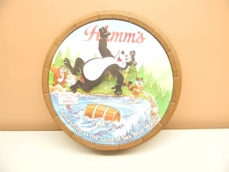lot 30 image: VINTAGE HAMMS BEER DANCING BEAR - REFRESHING AS THE LAND OF SKY BLUE WATERS - VERY COOL - APPROX 18 - SEE PICTURES