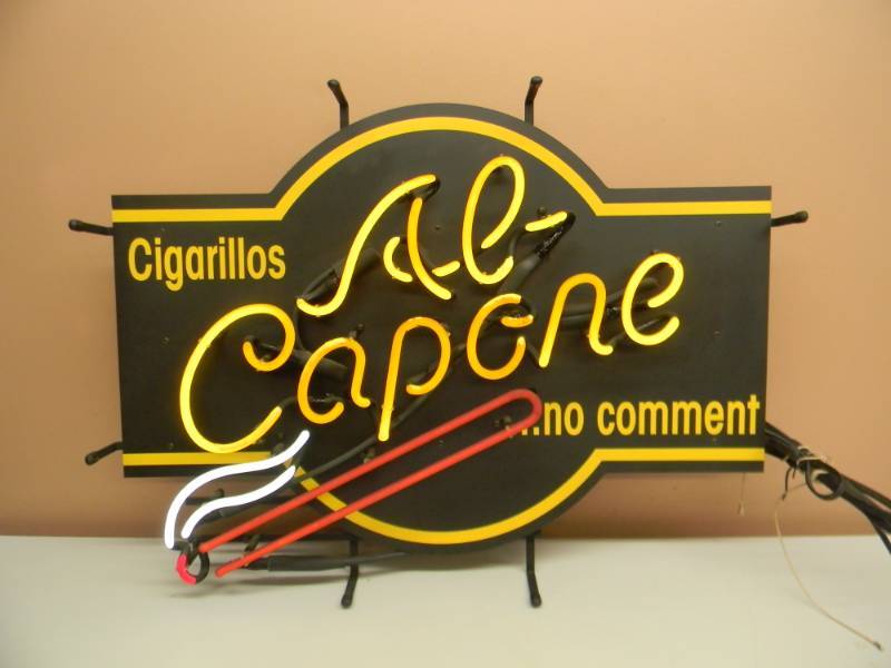 lot 37 image: VINTAGE AL CAPONE CIGARILLOS ...NO COMMENT NEON LIGHT - WORKS - APPROX 29 BY 23 - SEE PICTURES